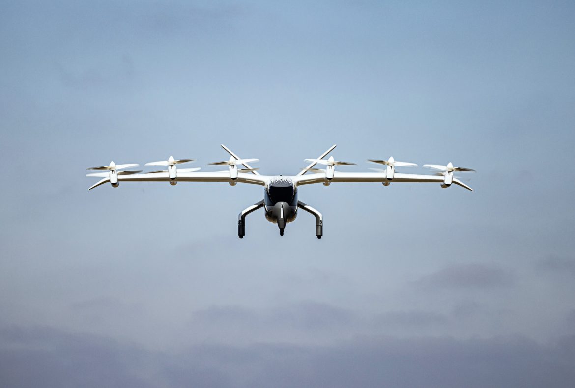 The Archer Midnight VTOL aircraft in flight.
