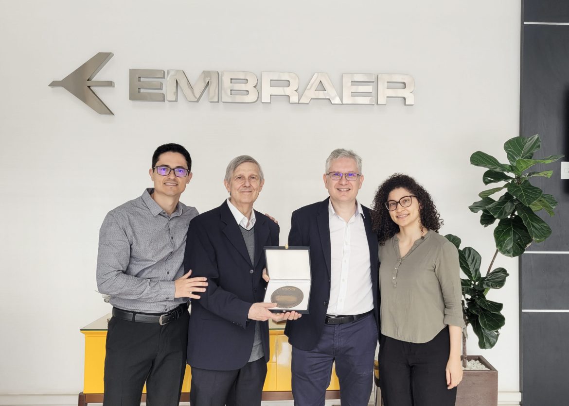 Embraer Team with ICAS Award